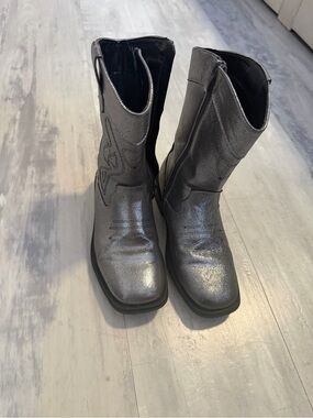 Metallic Gray Girl's Western Ankle Boots